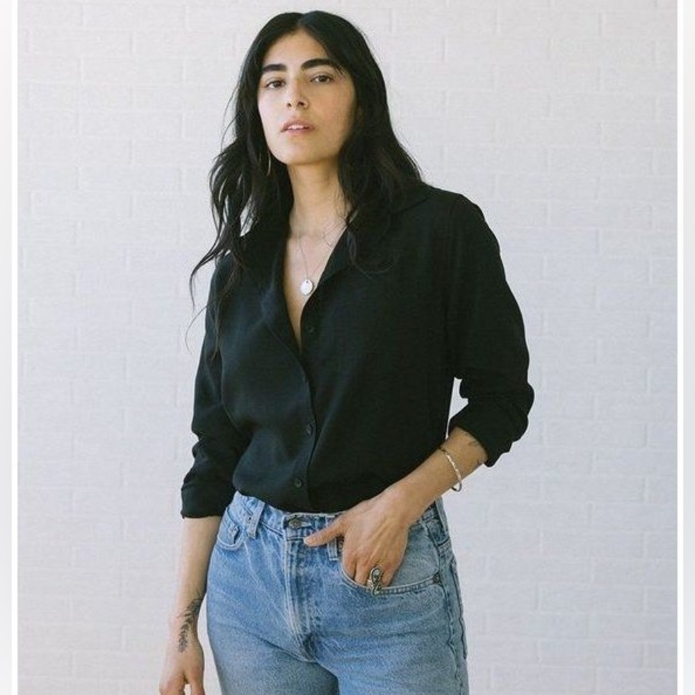 Tradlands Tencel Black Button Down